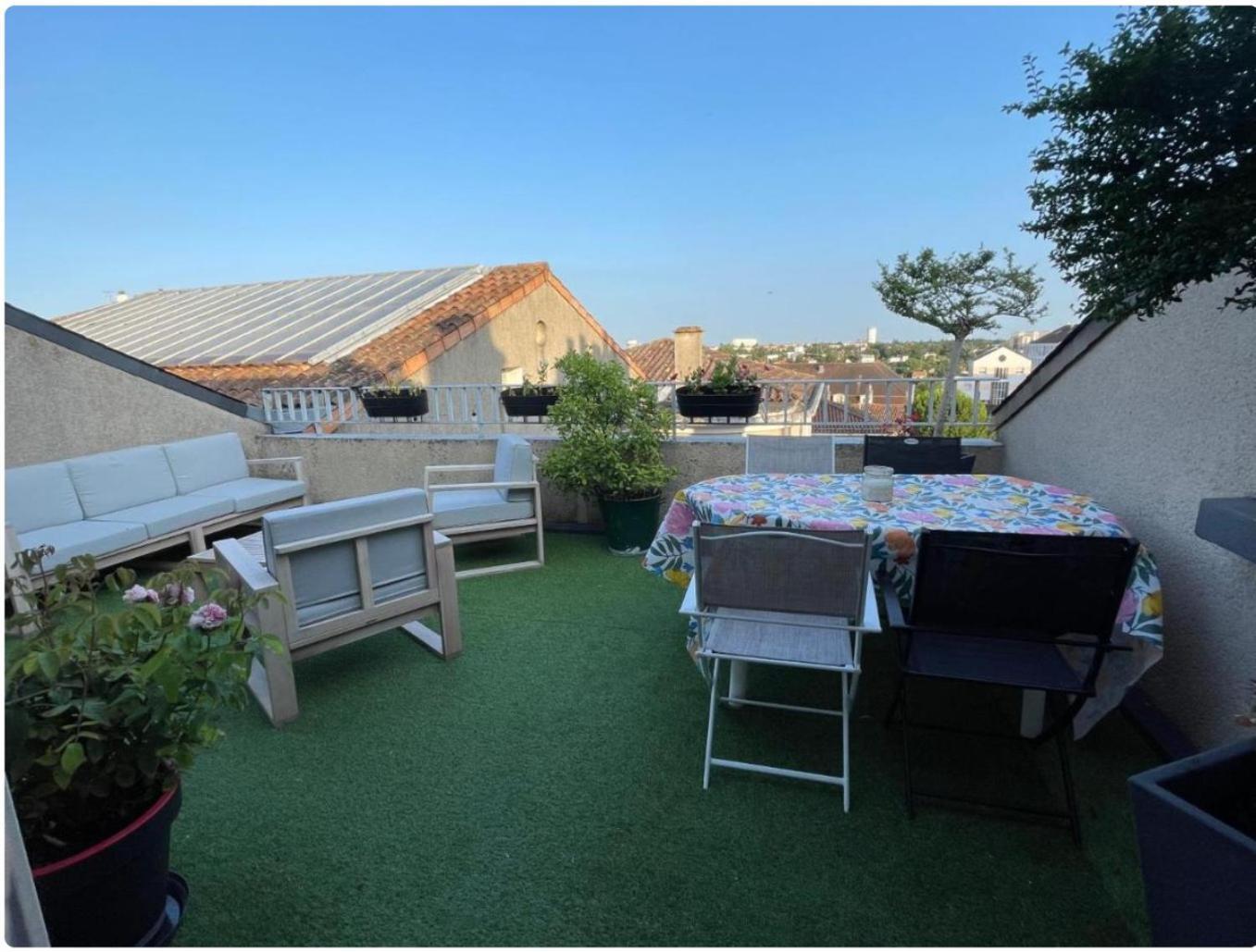 Grand Appartement Hypercentre Avec Terrasse Et Parking Poitiers Zewnętrze zdjęcie